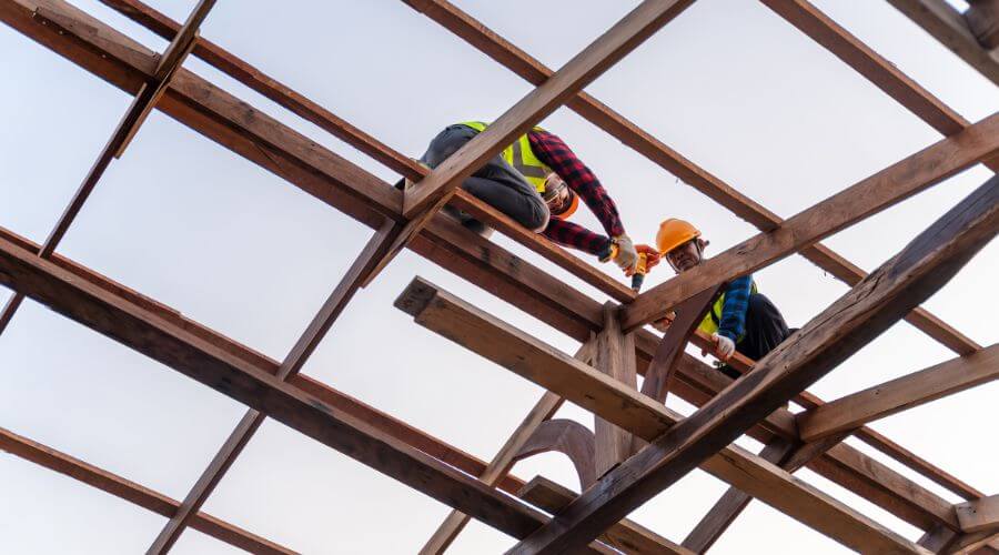 Expert Emergency Roof Repairs services in Saxton, PA
